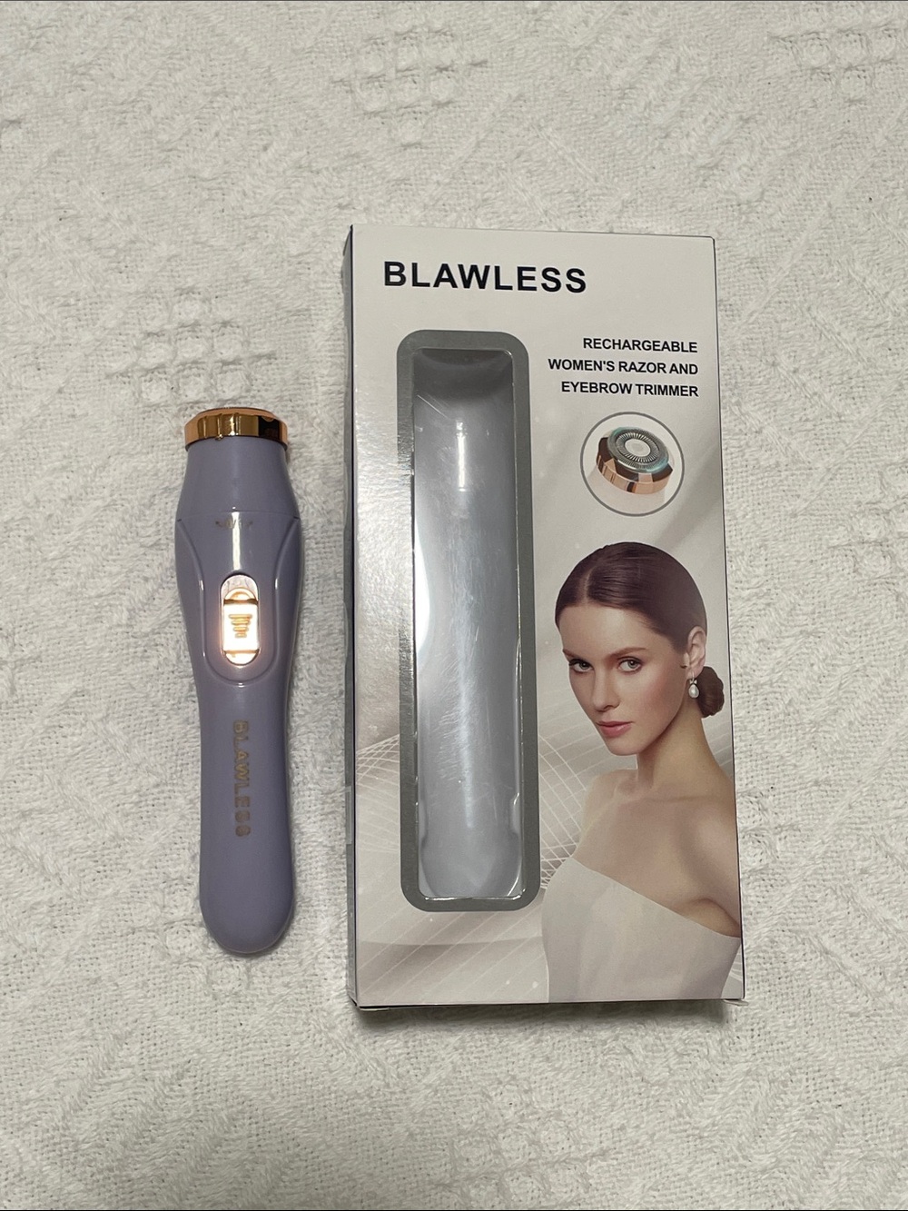 Blawless Rechargeable Women’s Razor & Eyebrow Trimmer - Lavender with Gold Trim